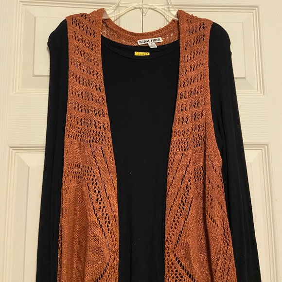 Rusty Orange Lace Cardigan w/ shirt - Picture 3 of 6